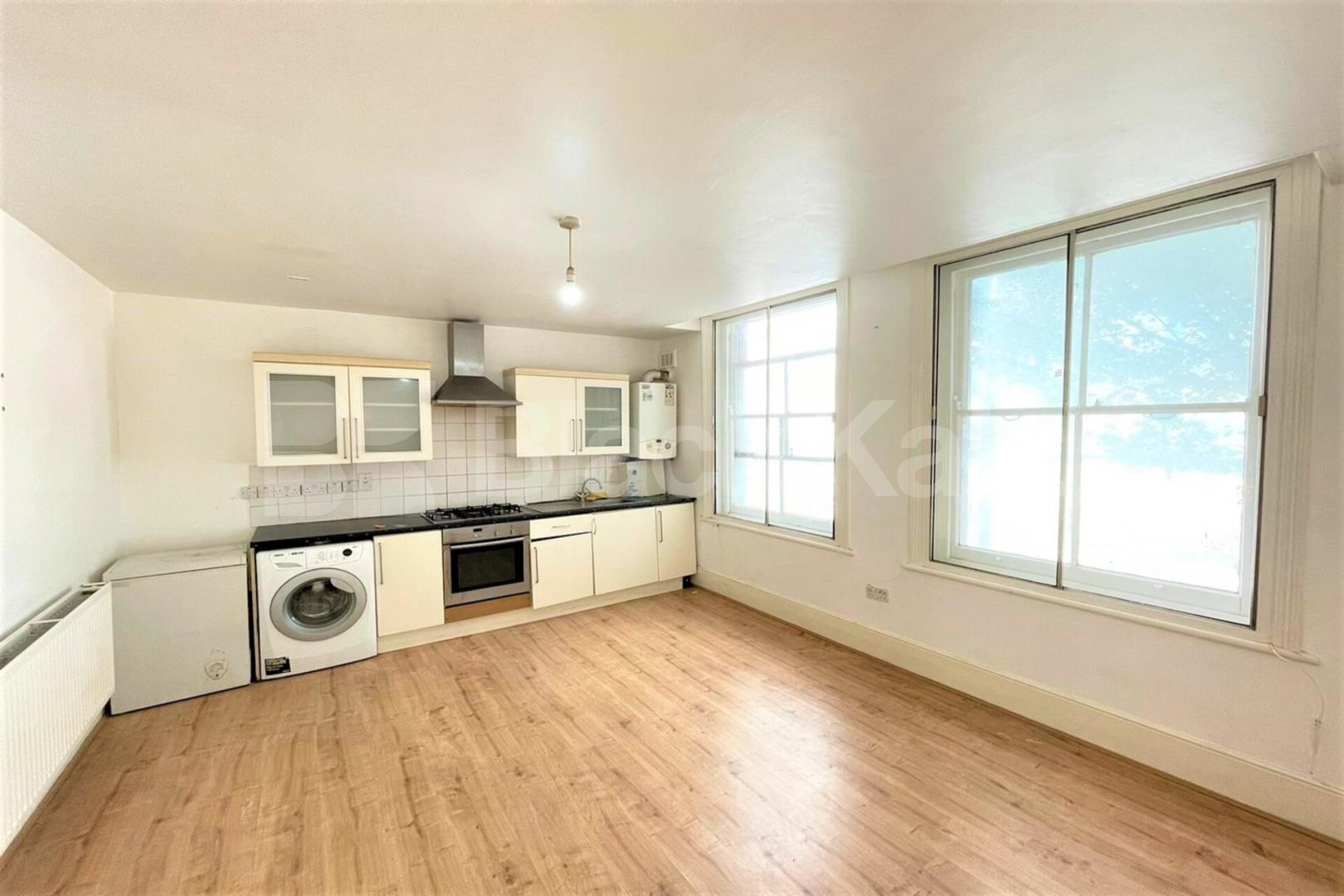 Two bedroom flat in Archway situated on the first floor of a gated conversion Holloway Road, Archway 